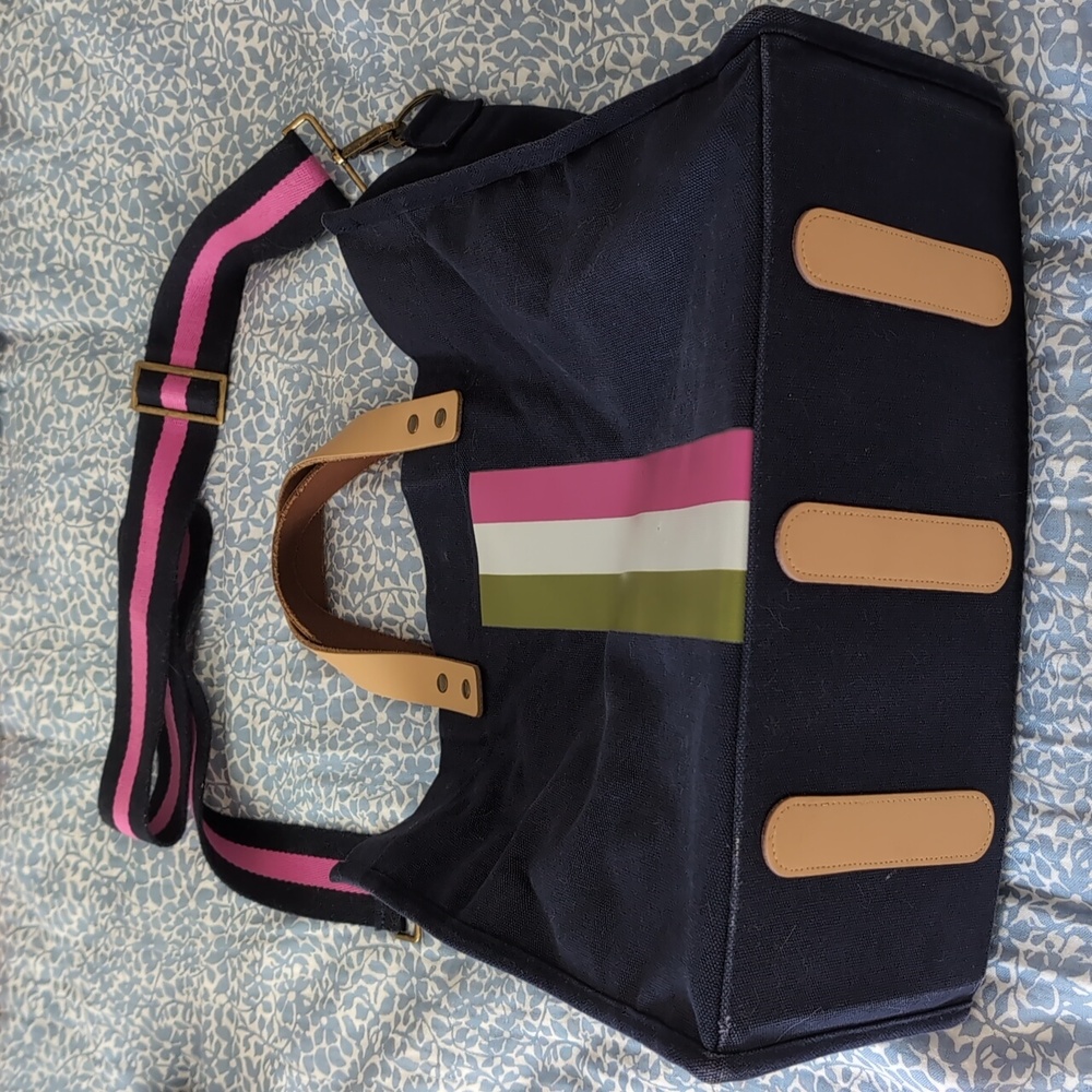 Bagging Rights Large Tote - Picture 3 of 8